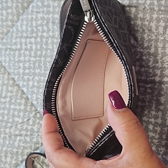 Calvin Klein waist bag - Picture 3 of 4